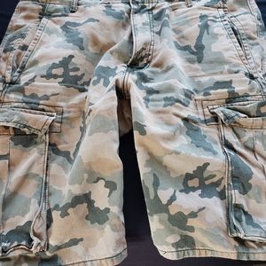 Camo cargo shorts